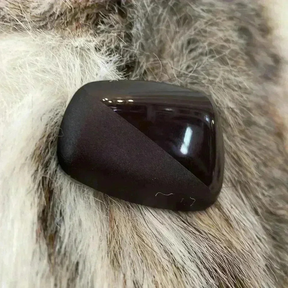 NANA CREATIONS Vintage faux fur WRAP CAPE PONCHO
One Size - Picture 4 of 9